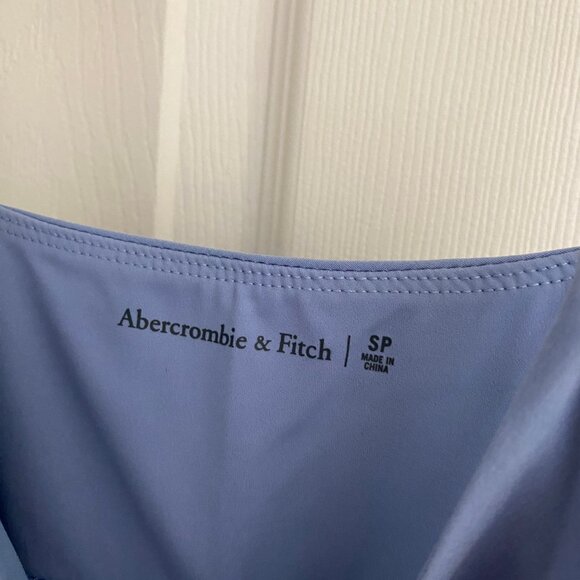 Abercrombie Traveler Mini Dress Size Small Dusty Blue NWT - Picture 2 of 3